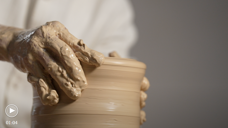 Blue-and-white porcelain flashes all the right moves in Jiangxi
