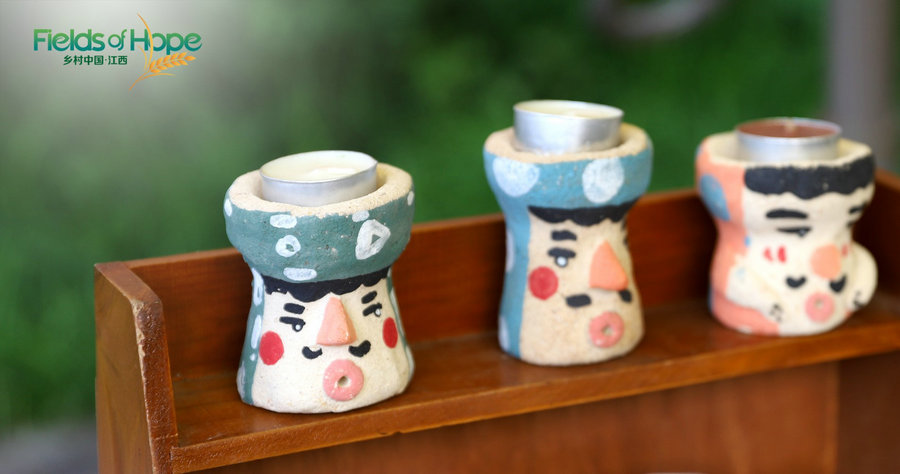 Signature  ceramic works at Taoxichuan weekend market