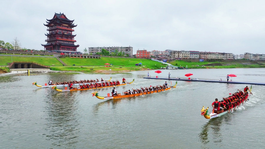the 2023 Leping Dragon Boat Race was held in Leping, Jingdezhen.