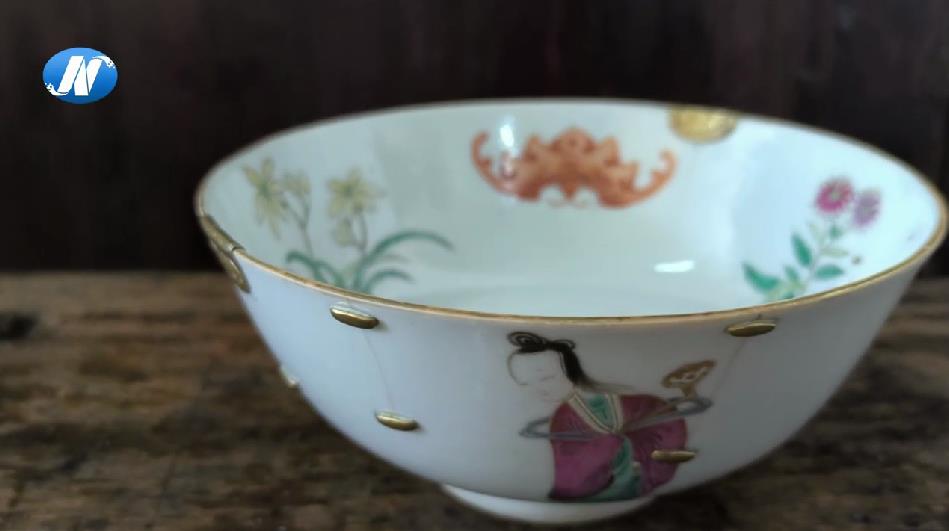 Mending Porcelain Craft