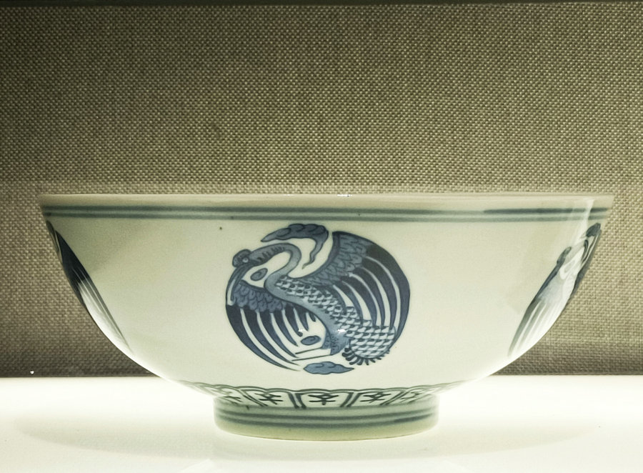 Meet the Museum (57) Blue and white bowl