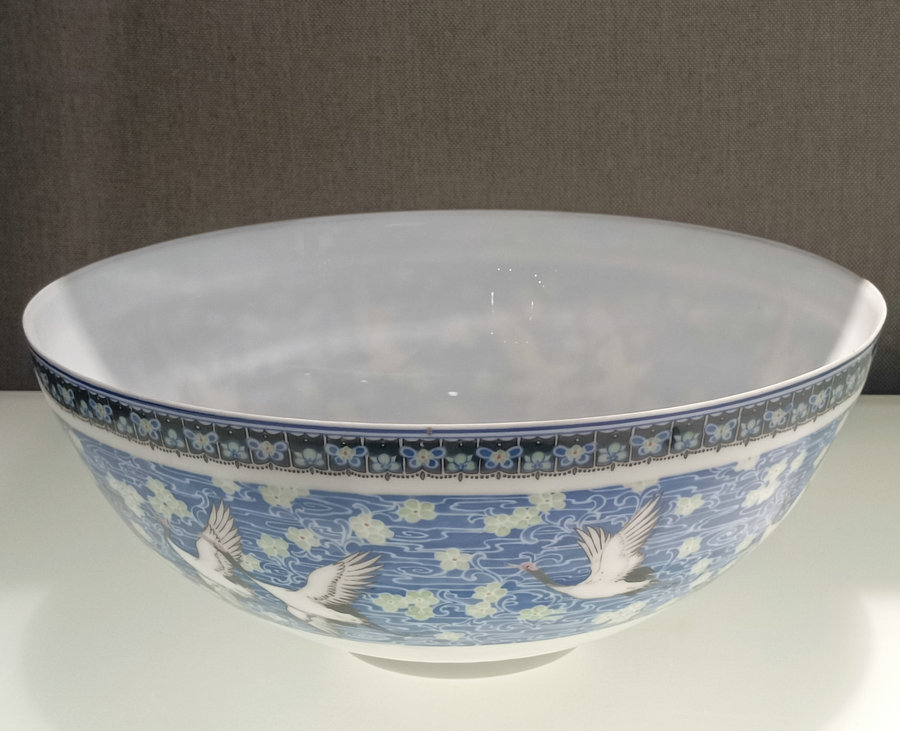 Meet the Museum(119) Underglaze polychrome eggshell bowl