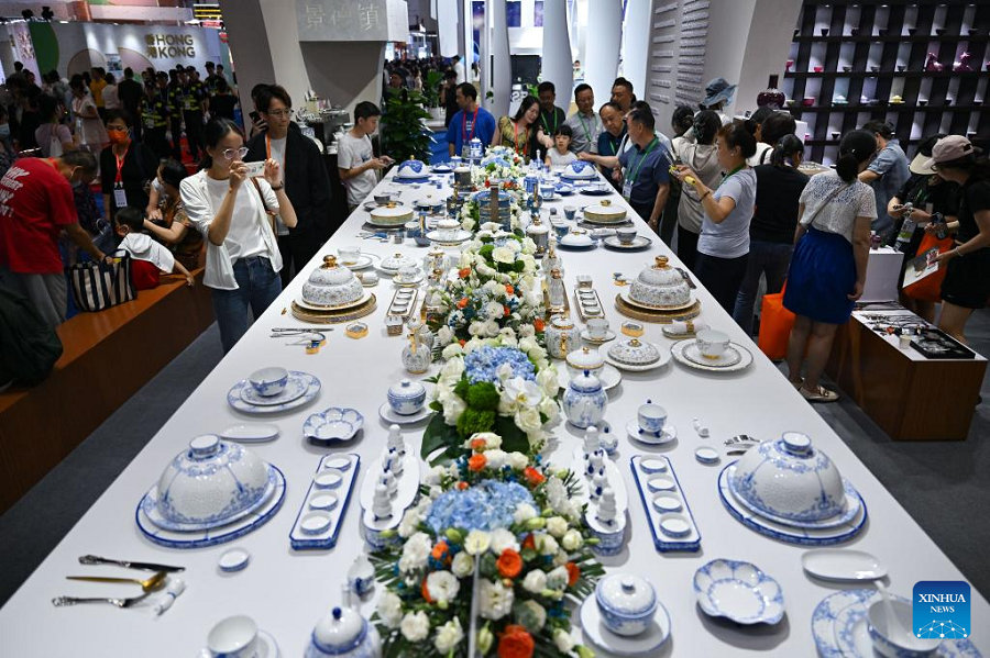 Domestic brands shine at 4th CICPE in S China's Hainan