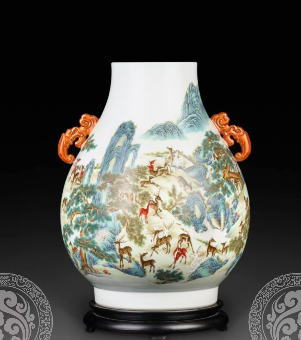 Meet the Museum(237) Famille rose wine vessel with the pattern of a hundred deer