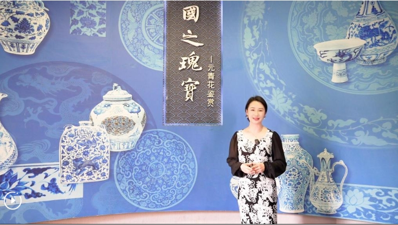 Jingdezhen and Iznik's Ceramic Dialogue on the Silk Road