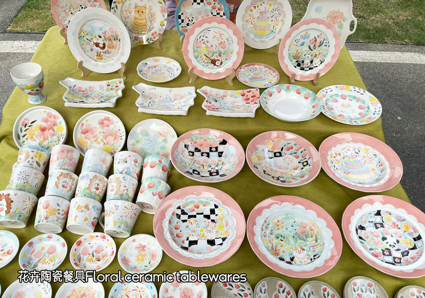 Floral ceramic table wares