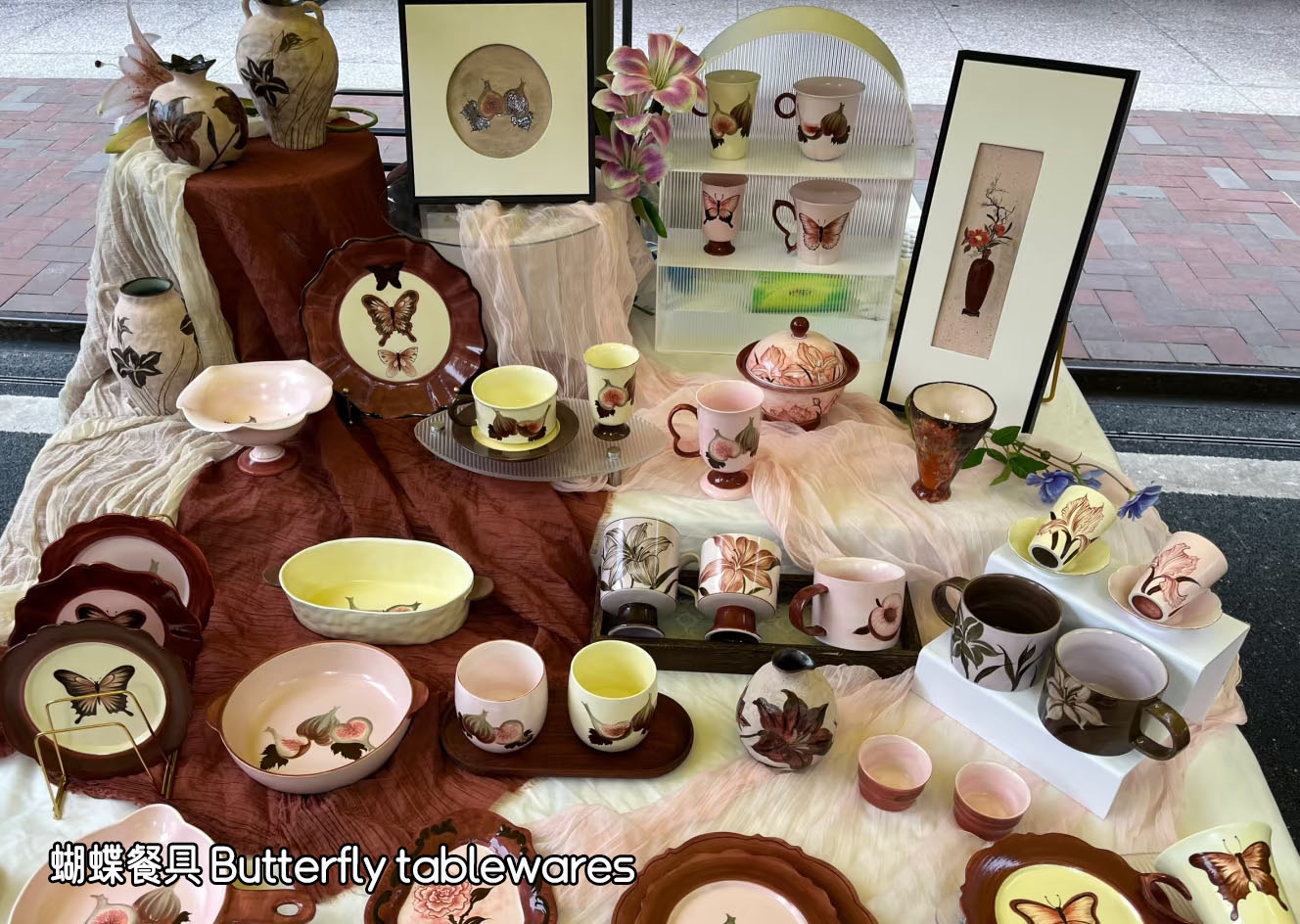 Butterfly tablewares