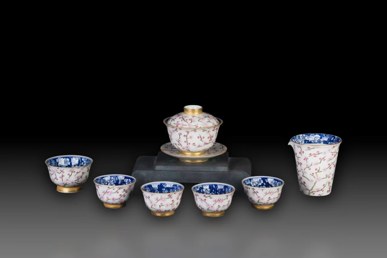 Meet the Museum(263）Famille rose plum blossom tea set, 7 pieces included