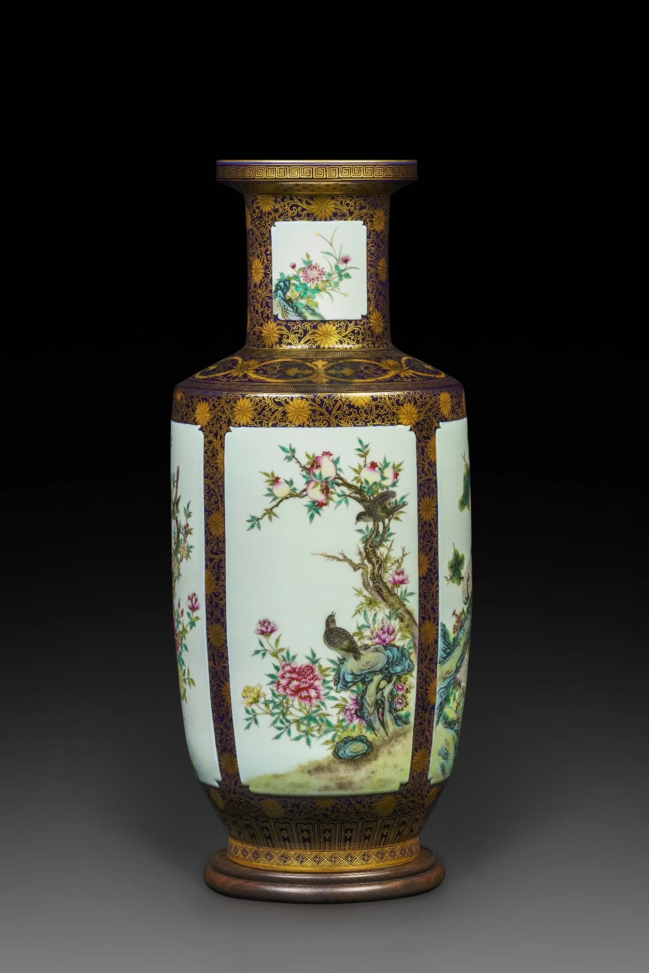 Meet the Museum(264）Craig blue glaze chinese-staff-shaped vase