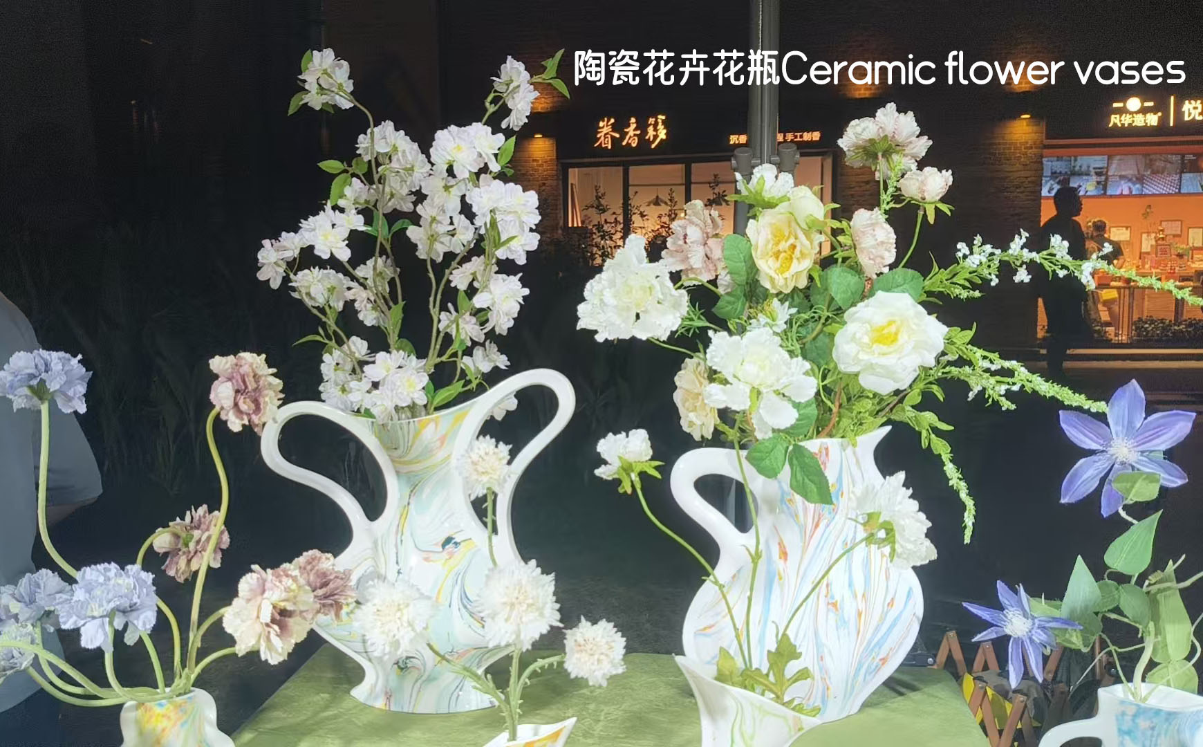 Ceramic flower vases