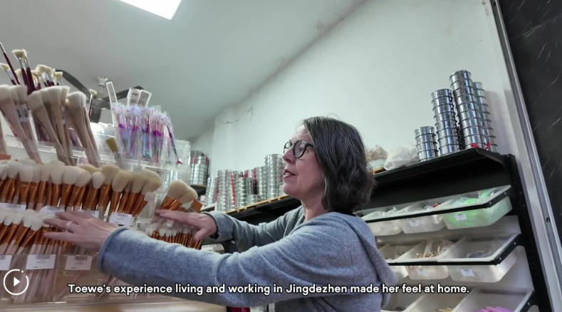 German ceramic artist draws inspiration in China's 