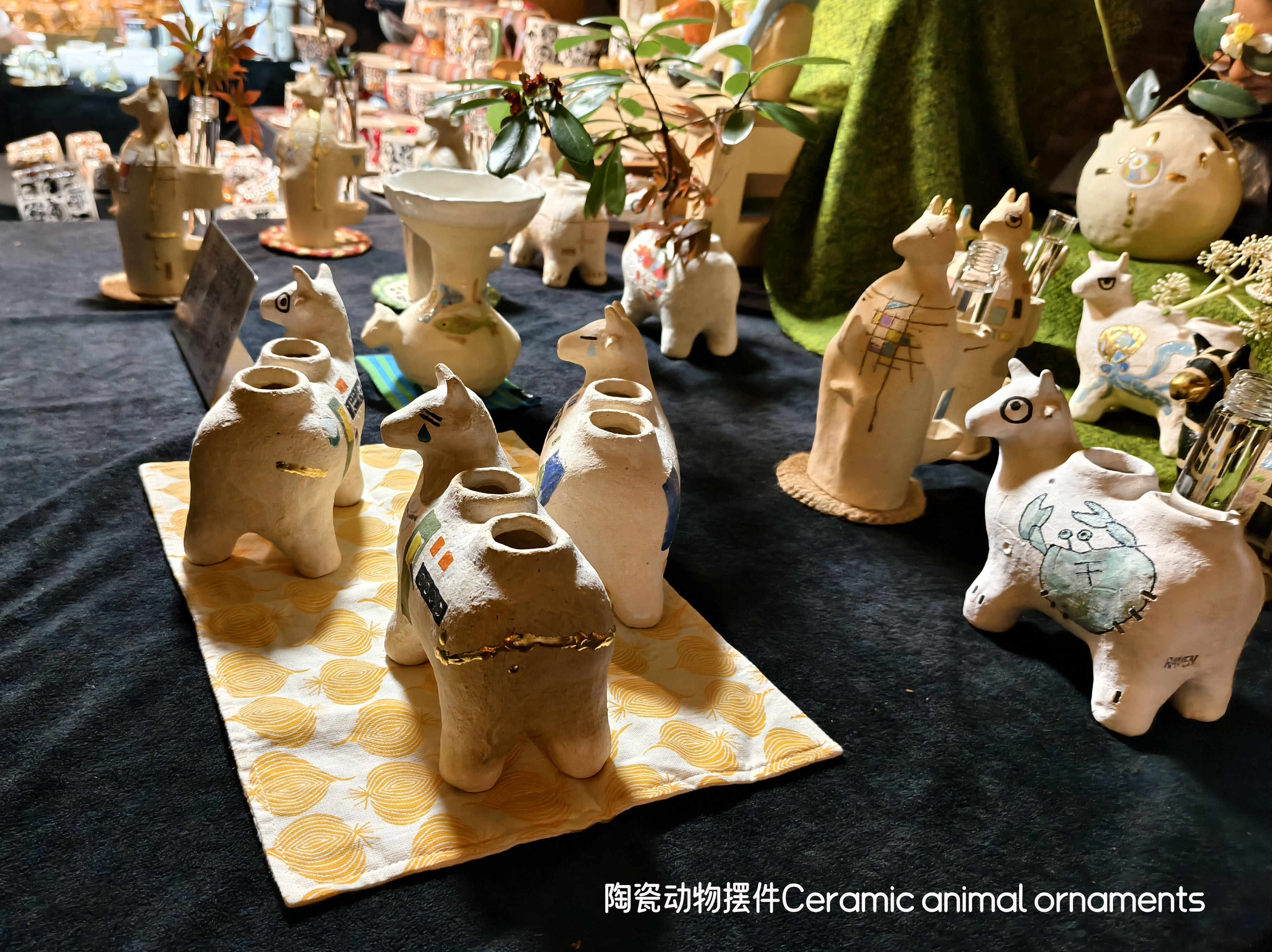 Ceramic animal ornaments