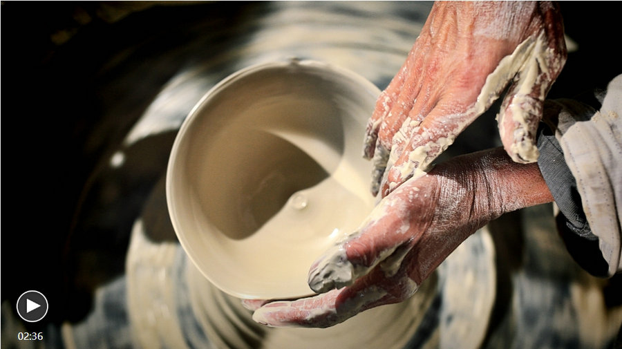 Reviving tradition in Jingdezhen, China's porcelain capital