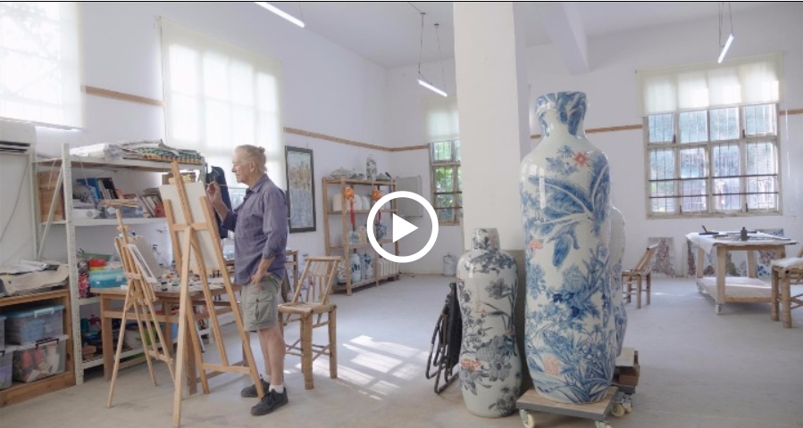 Tour China's porcelain city with UK-born artist