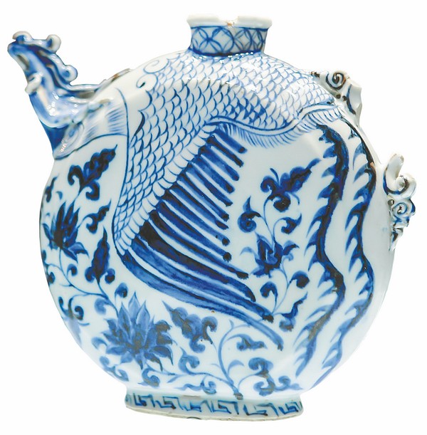 Exhibition highlights history of famed cobalt blue ceramics